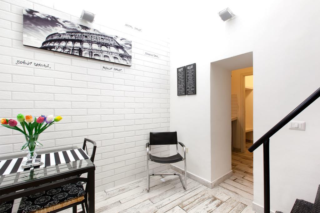 Colosseo Accomodation Apartment Rome Exterior photo