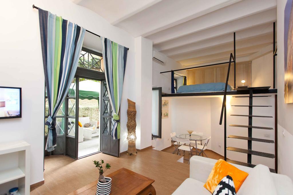 Colosseo Accomodation Apartment Rome Exterior photo