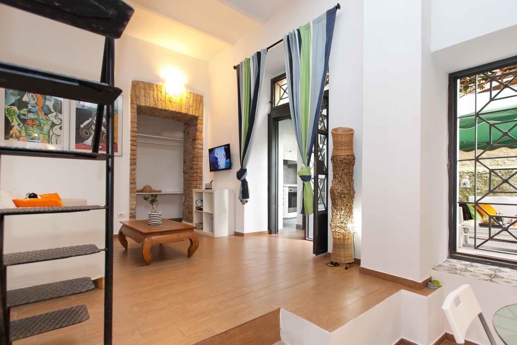 Colosseo Accomodation Apartment Rome Exterior photo