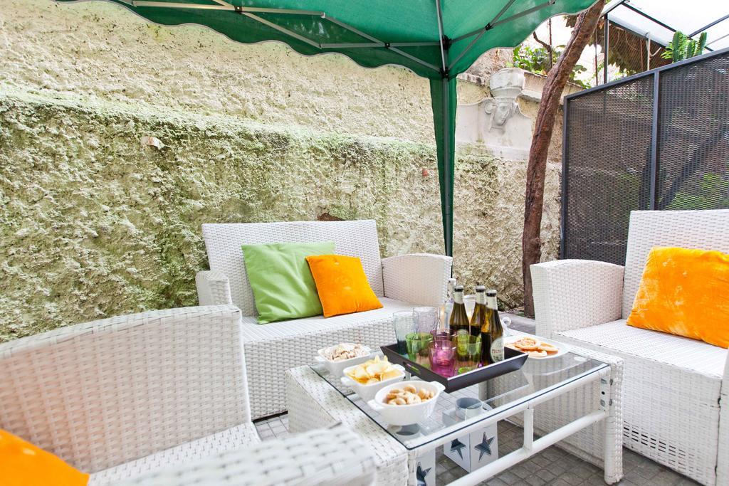 Colosseo Accomodation Apartment Rome Exterior photo